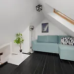 Modern With Functional Furnishings Centre By Renters Διαμέρισμα *