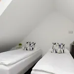 Lägenhet Modern With Functional Furnishings Centre By Renters Warszawa