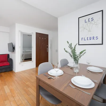 דירה Modern With Functional Furnishings Centre By Renters *