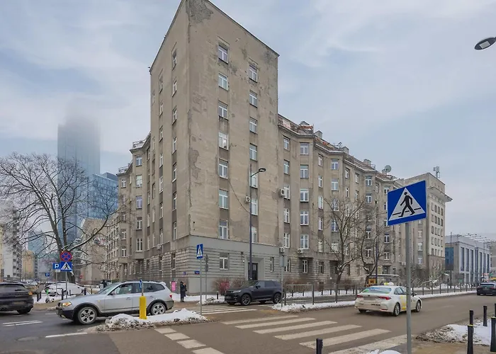 Modern With Functional Furnishings Centre By Renters Варшава