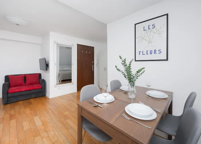 Apartmán Modern With Functional Furnishings Centre By Renters *